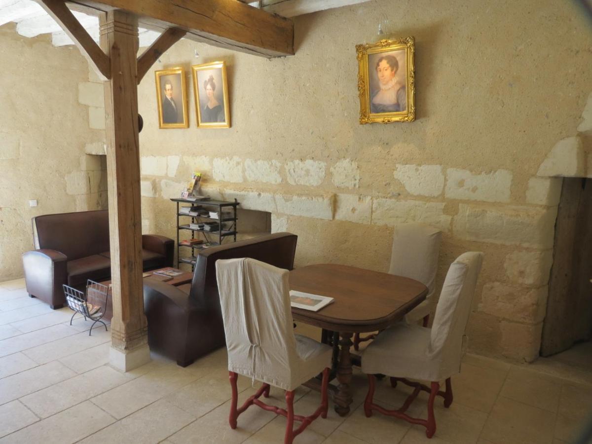 Le Chatelet Thilouze Exterior foto